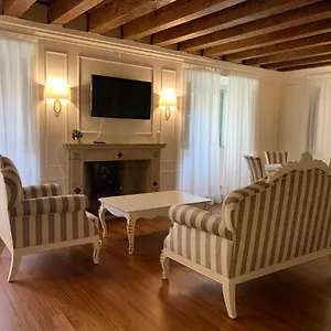 Appartement Cavour44 - Palazzo Canossa, Verona